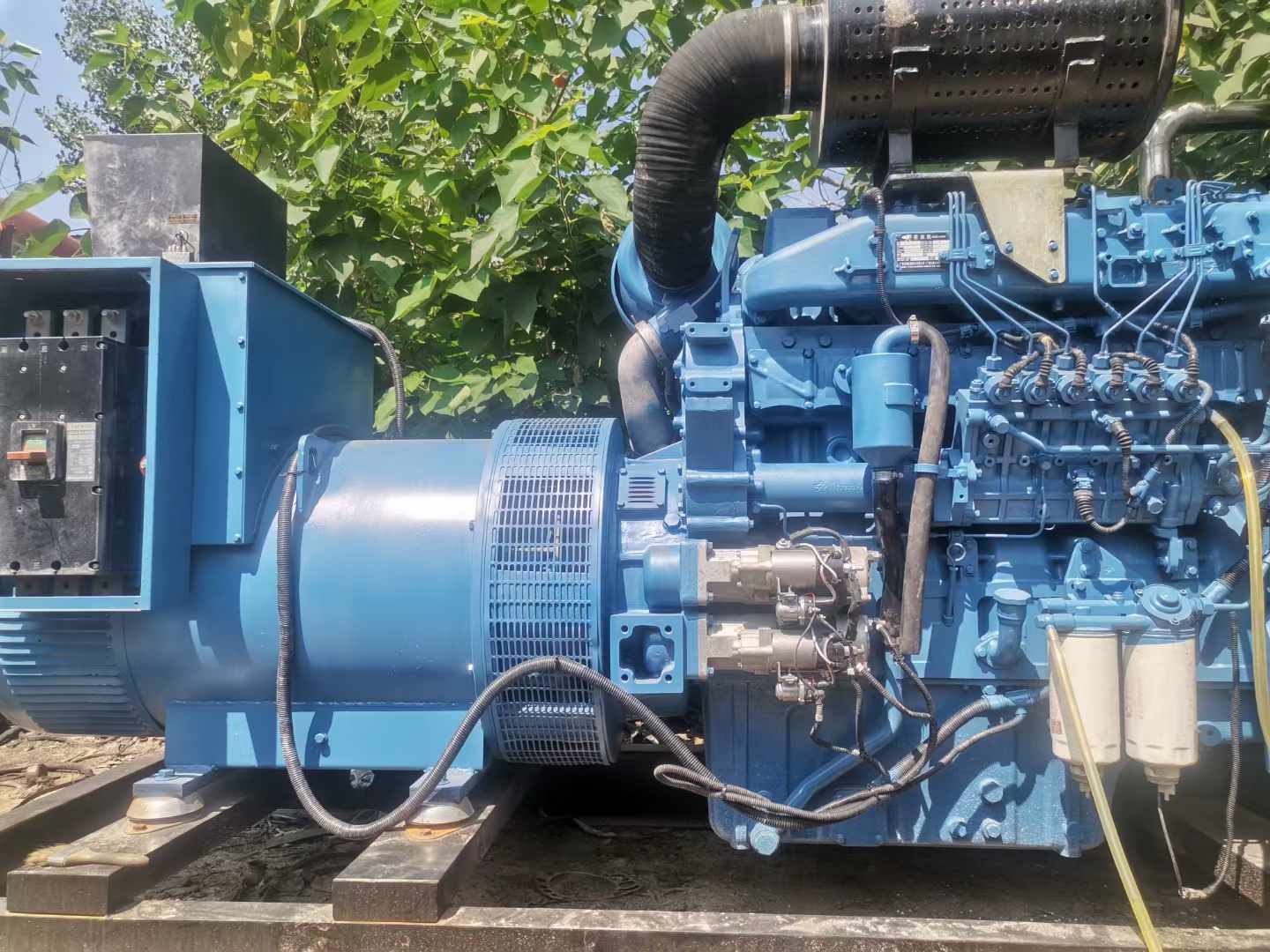 伊川详细说明降低 800kW 柴油发电机输出电流波动的方法